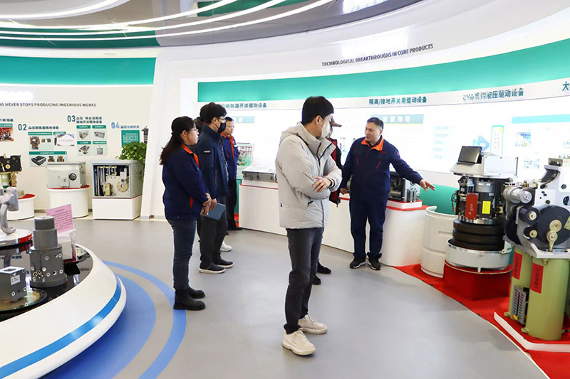 اجتماع تبادلي بين شركة كوريا ديلون للطاقة المحدودة وشركة تايهي للطاقة Korea Dillon Power Co., Ltd. and Taihe Power Project Exchange Meeting